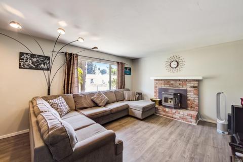 1501 Devlin Dr, Vallejo, CA 94591 photo 4