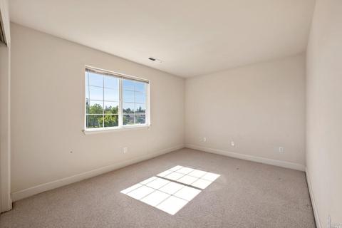 7848 Dove Ln, Windsor, CA 95492 photo 30