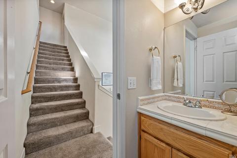 7848 Dove Ln, Windsor, CA 95492 photo 19