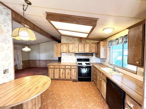 8029 Cliffrose St, Windsor, CA 95492 photo 3