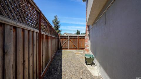 1748 Pine Ave, Petaluma, CA 94954 photo 42