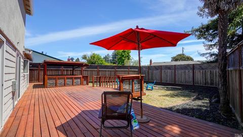 1748 Pine Ave, Petaluma, CA 94954 photo 32
