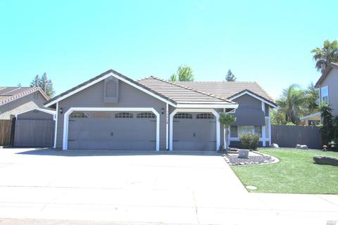 1360 Ingrid Dr, Dixon, CA 95620 photo 1
