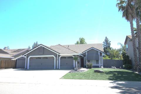 1360 Ingrid Dr, Dixon, CA 95620 photo 2