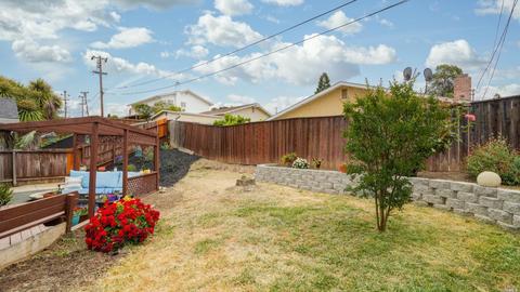 516 Brooke Dr, Vallejo, CA 94591 photo 30