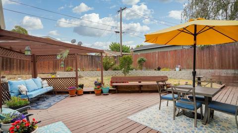 516 Brooke Dr, Vallejo, CA 94591 photo 4