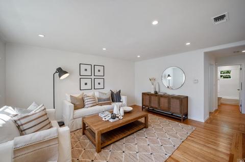 429 E Blithedale Ave, Mill Valley, CA 94941 photo 3