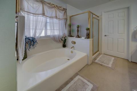 180 Zircon Ct, Vallejo, CA 94589 photo 27