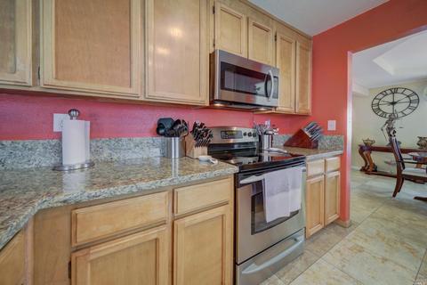 180 Zircon Ct, Vallejo, CA 94589 photo 2