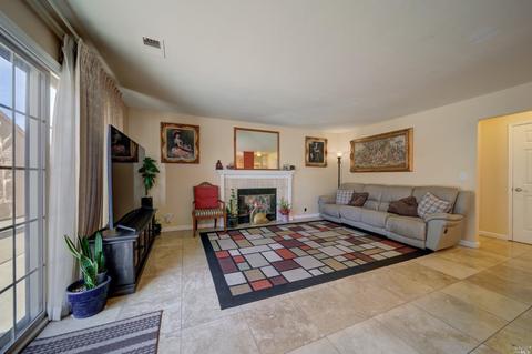180 Zircon Ct, Vallejo, CA 94589 photo 17