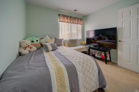 180 Zircon Ct, Vallejo, CA 94589 photo 34