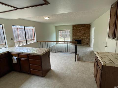 136 Lytham Way, Vallejo, CA 94591 photo 7