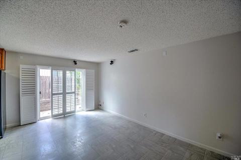 260 Clydesdale Dr, Vallejo, CA 94591 photo 21
