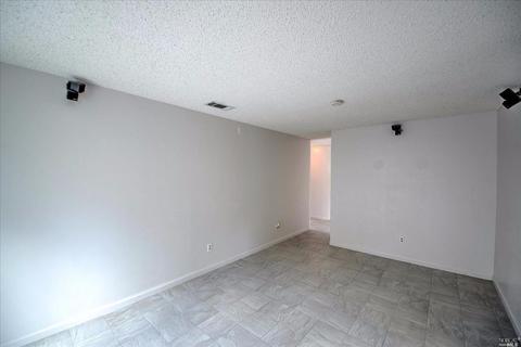 260 Clydesdale Dr, Vallejo, CA 94591 photo 18