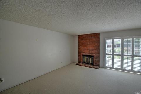 260 Clydesdale Dr, Vallejo, CA 94591 photo 6