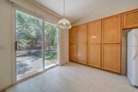 800 Emerald Bay Dr, Fairfield, CA 94534 photo 9