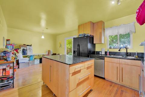 351 Swan Way, Vallejo, CA 94589 photo 11