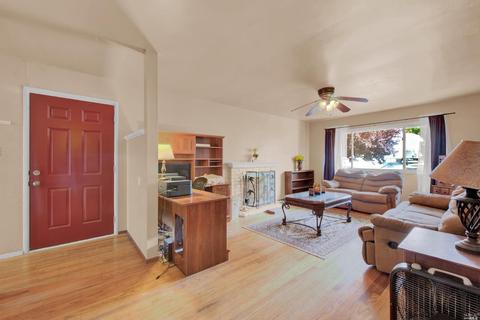 351 Swan Way, Vallejo, CA 94589 photo 7