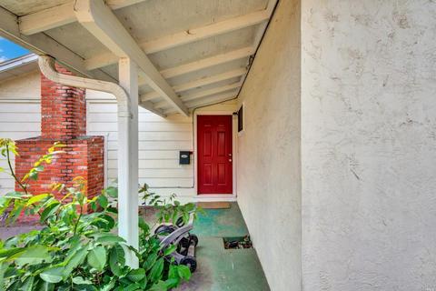 351 Swan Way, Vallejo, CA 94589 photo 5