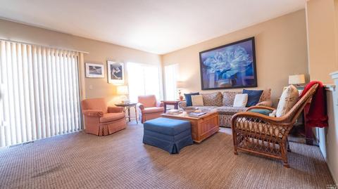 372 Troon Dr, Napa, CA 94558 photo 18