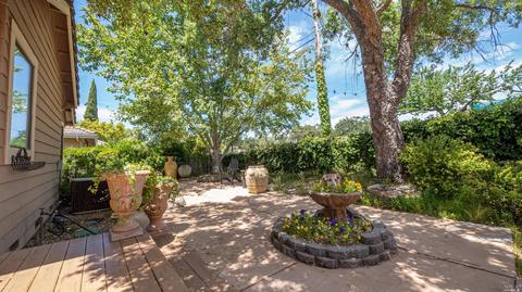 372 Troon Dr, Napa, CA 94558 photo 34