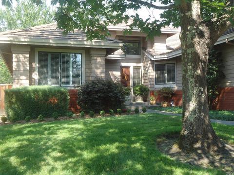 372 Troon Dr, Napa, CA 94558 photo 3