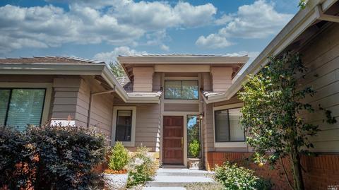 372 Troon Dr, Napa, CA 94558 photo 1