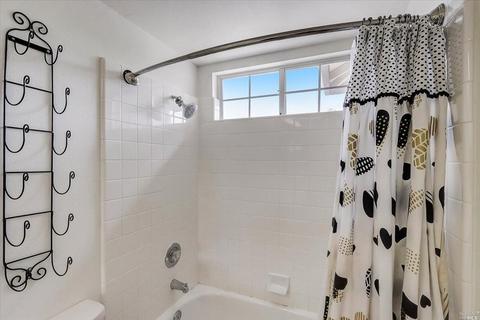439 Quince St, Windsor, CA 95492 photo 32
