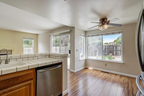 439 Quince St, Windsor, CA 95492 photo 13