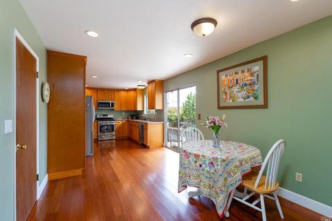 1391 Concord St, Ukiah, CA 95482 photo 6