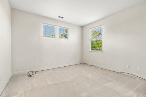 2369 Lansdowne Pl, Vallejo, CA 94591 photo 31