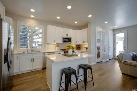 115 Decanter Cir, Windsor, CA 95492 photo 13