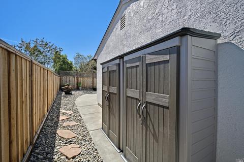 115 Decanter Cir, Windsor, CA 95492 photo 38