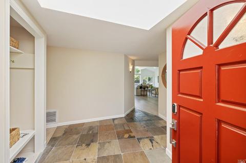 87 Eagle Dr, Novato, CA 94949 photo 7