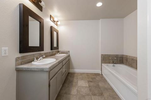 1039 Mcclelland Dr, Windsor, CA 95492 photo 14