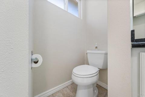 106 Coleridge Dr, Vallejo, CA 94591 photo 24