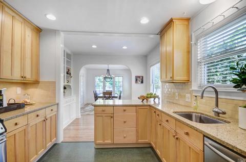 2027 2nd St, Napa, CA 94559 photo 15