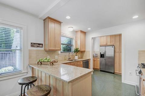 2027 2nd St, Napa, CA 94559 photo 20