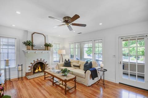 2027 2nd St, Napa, CA 94559 photo 9