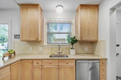 2027 2nd St, Napa, CA 94559 photo 14
