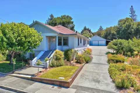 726 Brown St, Healdsburg, CA 95448 photo 1