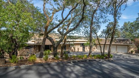 106 Lang Ct, Fairfield, CA 94534 photo 2