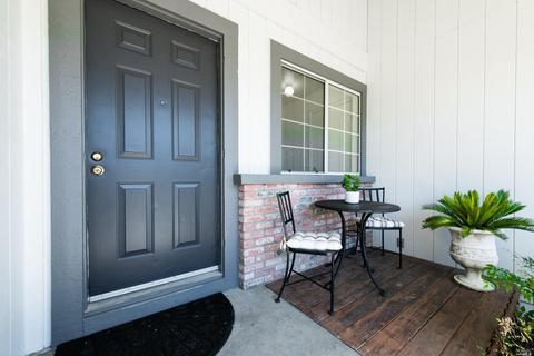 968 Stone Pine Ct, Fairfield, CA 94533