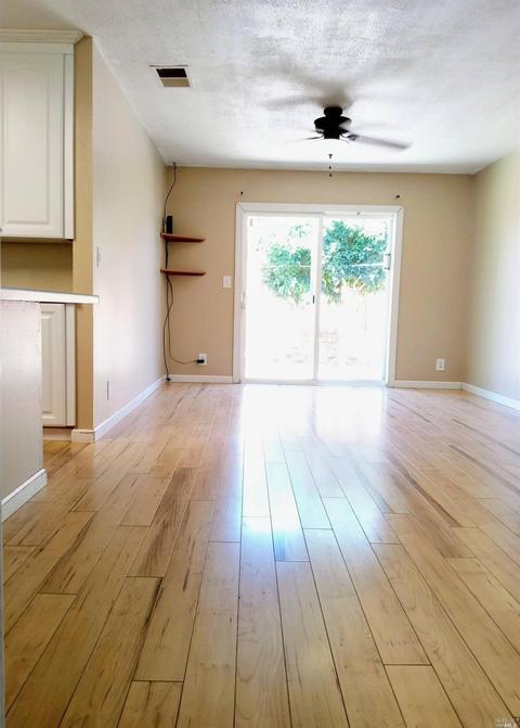 1126 Mockingbird Ln, Fairfield, CA 94533 photo 7