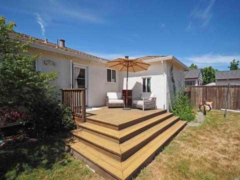 113 Edith St, Petaluma, CA 94952 photo 3