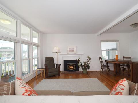 113 Edith St, Petaluma, CA 94952 photo 2
