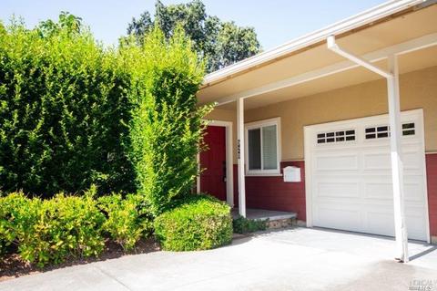 920 Maxwell St, Healdsburg, CA 95448 photo 1