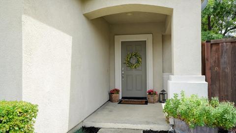501 Turner Ct, Fairfield, CA 94534 photo 2