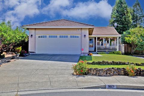 907 Granado Ct, Windsor, CA 95492 photo 2