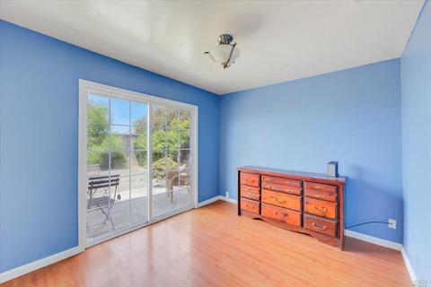 1123 Viewpoint Blvd, Rodeo, CA 94572 photo 16